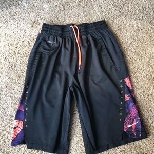 Nike Dri-fit Basketball Shorts!